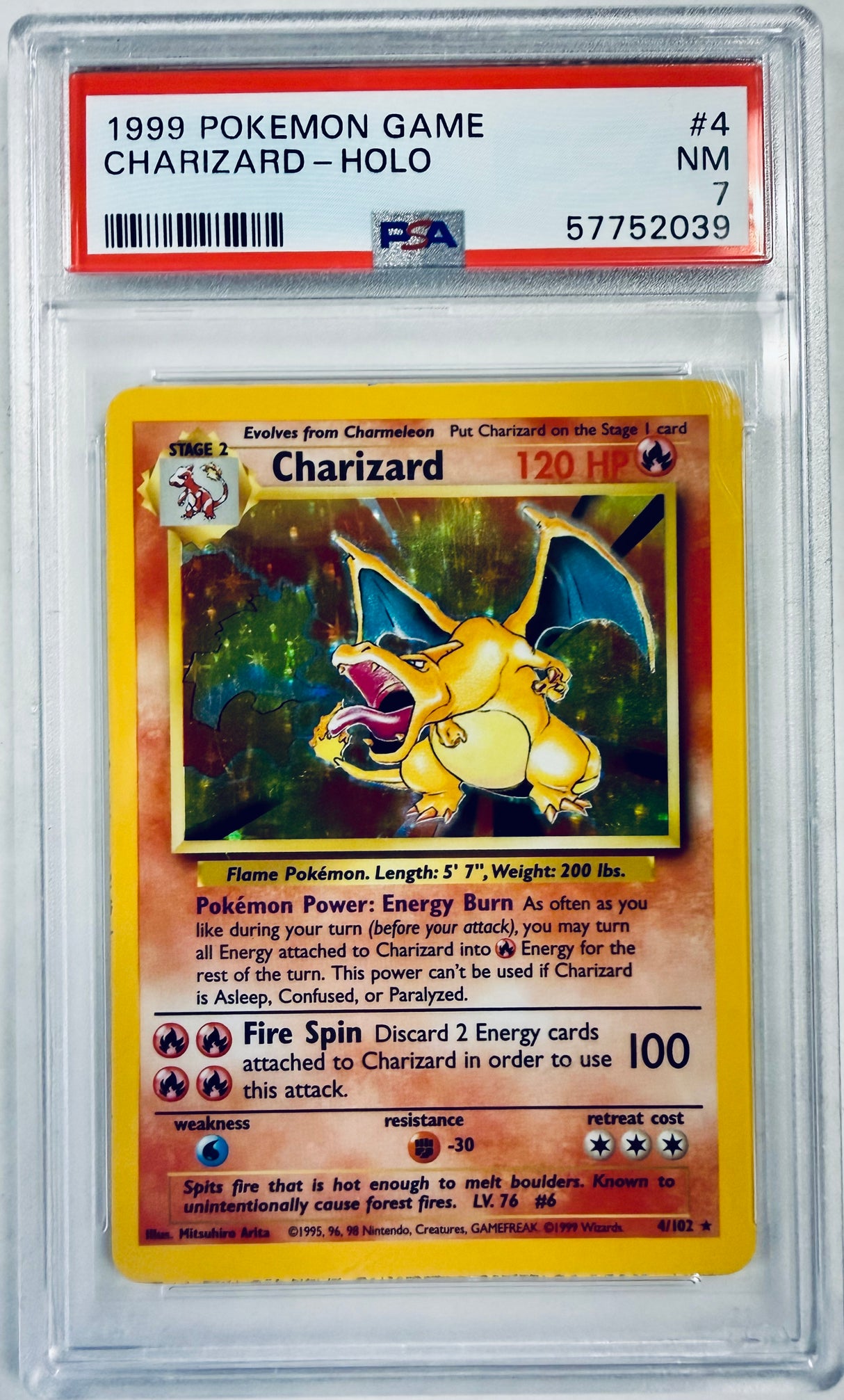 CHARIZARD-HOLO 1999 POKEMON GAME PSA NM 7